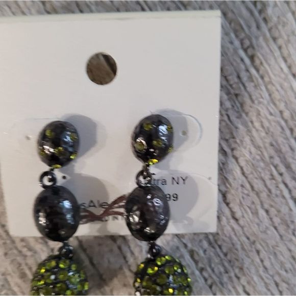 crystals Length:  Post at back Imported,  With an - Picture 3 of 3